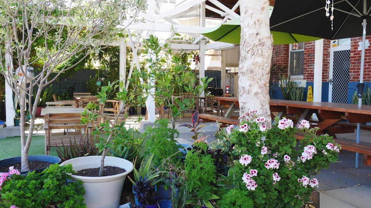 A Pousada Geraldton Backpackers Exterior foto
